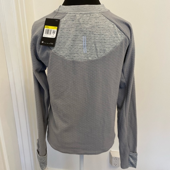 Nike Women’s Crew Sphere Running Mid Layer Top Long Sleeve Shirt Therma NEW - Picture 8 of 8